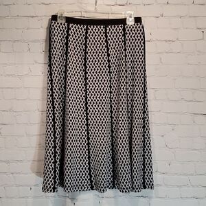 NYCC black and white a line midi skirt